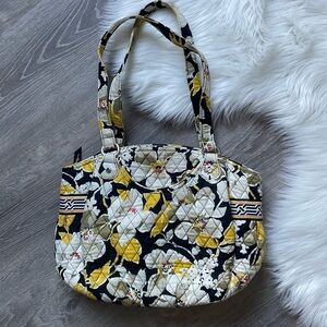 💛🖤VERA BRADLEY Quilted Shoulder Bag Retired Print Dogwood Black White Yellow